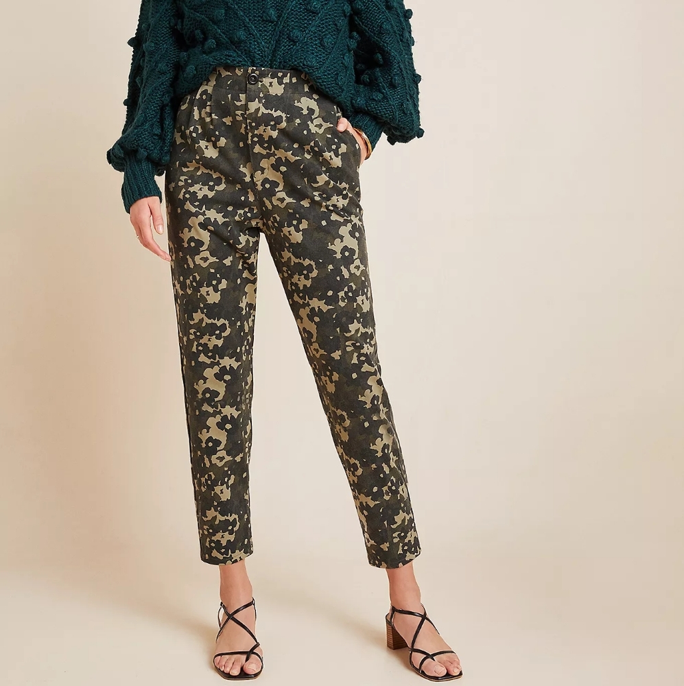 Anthropologie relaxed fit pull up floral camo pants, 31", green